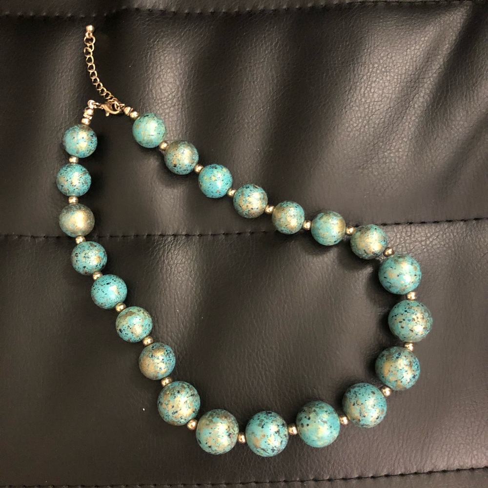 Blue colour necklace